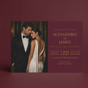 Invitación de boda elegante moderna en burdeos con