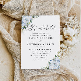 Invitación de boda floral azul claro romántica