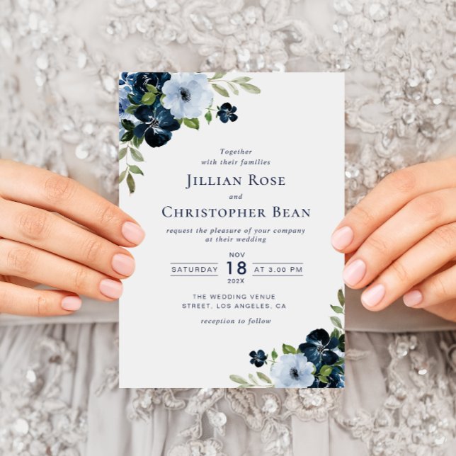 invitación de boda floral azul claro y marina (Subido por el creador)