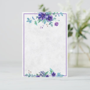 Invitación de boda floral de acuarela morada con p
