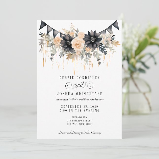 Invitación de boda floral negra y melocotón (Anverso de pie)