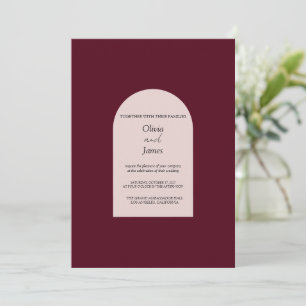 Invitación de boda floral oscura con arco de Borgo