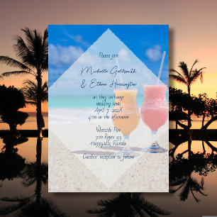 Invitación de boda informal en la playa con bebida
