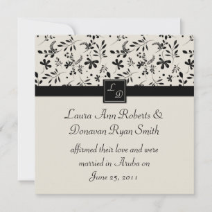 Invitación de boda posterior floral negra y crema