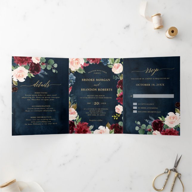 Invitación de boda trifold roja borgoña navy oro (Interior)