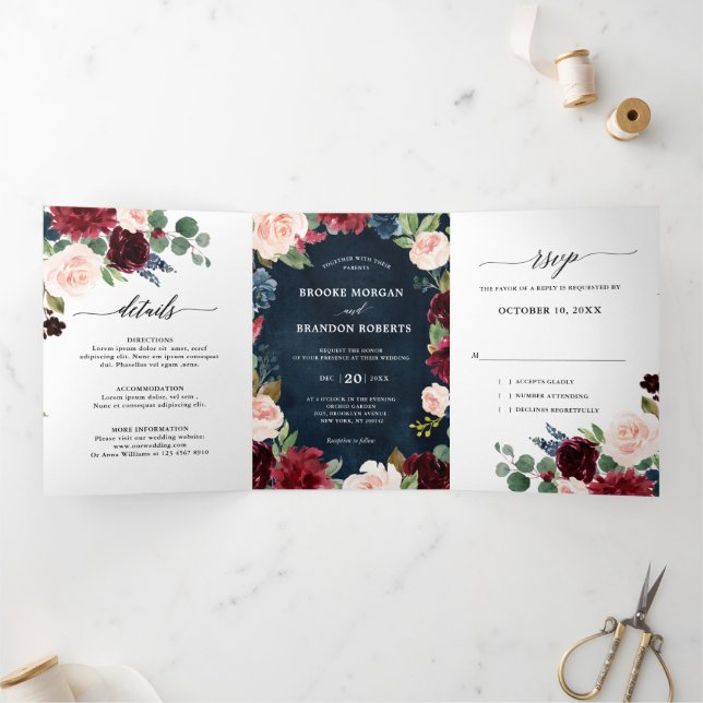 Invitación de boda trifold roja de Borgoña Marina (Interior)