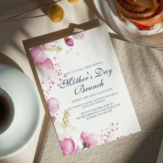Invitación de brunch del Día de la Madre con flore (Subido por el creador)