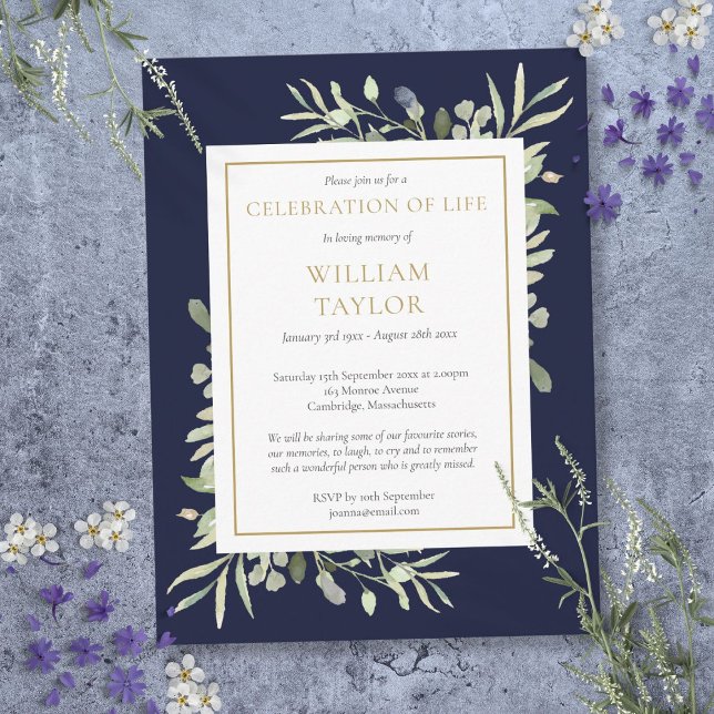 Invitación de Celebración de la Vida con Follaje A (Navy Blue Foliage Celebration of Life Invitation Postcard)
