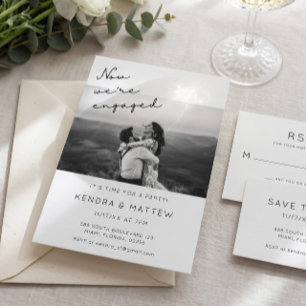 Invitación de compromiso de fiesta moderna simple
