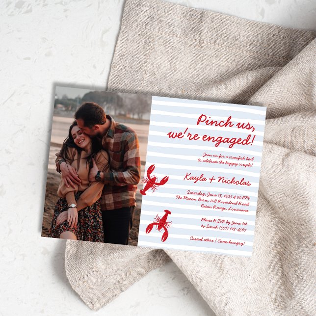 Invitación de compromiso de foto de hervido de can (Crawfish Boil Pinch Us Photo Engagement Invitation)