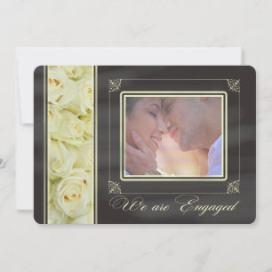 invitación de compromiso fotográfico de rosas blan