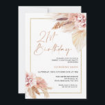 Invitación de cumpleaños 21ª a la Grasa Boho Pampa<br><div class="desc">Invitación a los 21 cumpleaños del Rubor Boho Pampas Grass Grass 21st Birthday Invitation Bohemian inspiró una invitación de 21 años con dos arreglos florales de color tierra y rosa pálido con pasto pampas y una imagen moderna de caligrafía como encabezado en una textura de oro falso rosa. Ideal para...</div>