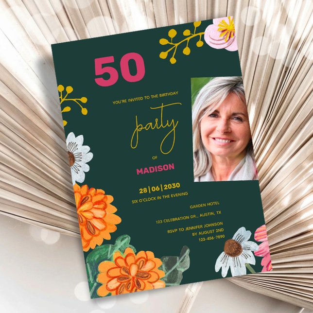 Invitación de Cumpleaños 50 con Foto y Diseño Flor (50th Birthday Party Invitation Floral Photo Style)