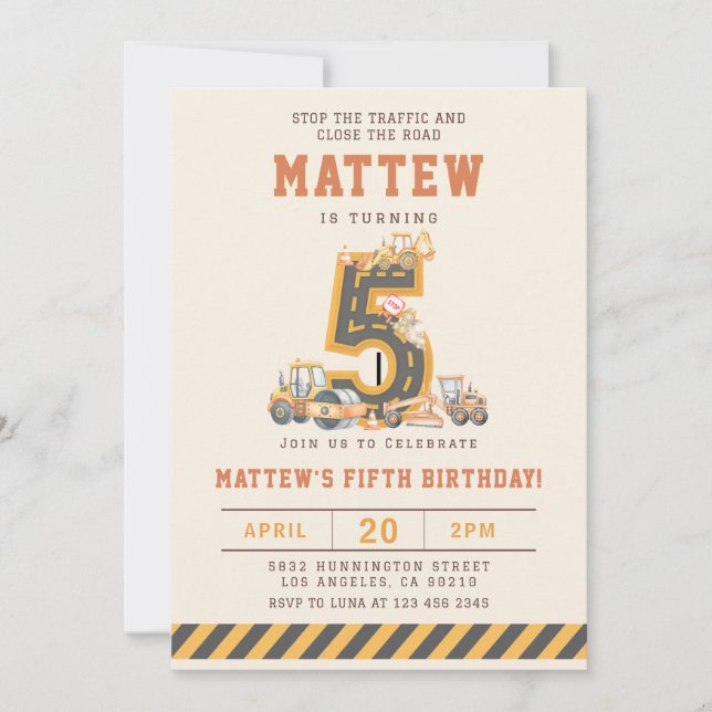 Invitación de cumpleaños 5 de vehículos de constru (Anverso)