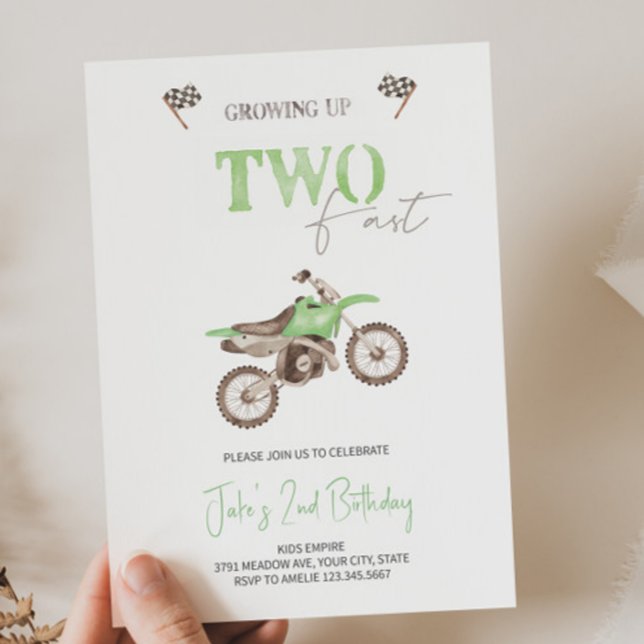 Invitación de cumpleaños a dos ciclistas de Green  (Subido por el creador)
