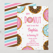 Invitación de cumpleaños a los donuts rosados y co