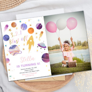 Invitación de cumpleaños al espacio ultraterrestre