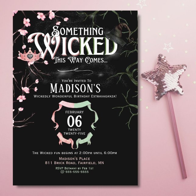 Invitación de cumpleaños al tema malvado (Enchanting Wicked-themed birthday invite with a magical, moody, and spellbinding design.)