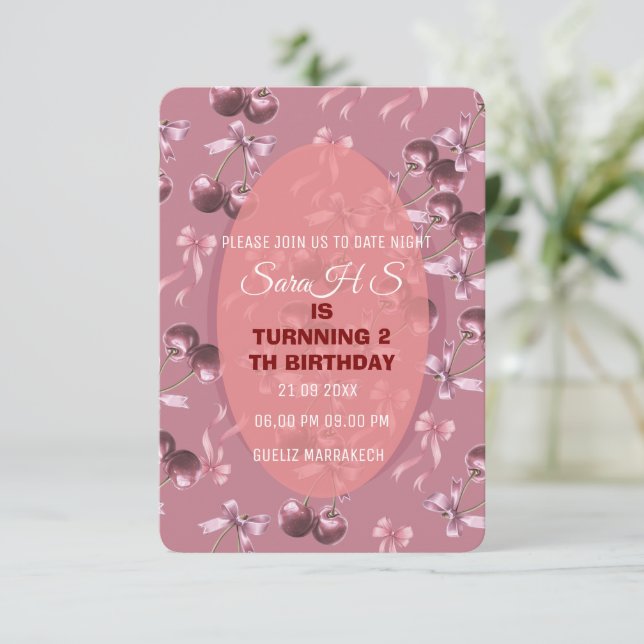 Invitación de cumpleaños Cherry Sweet, lazo de cer (Anverso de pie)