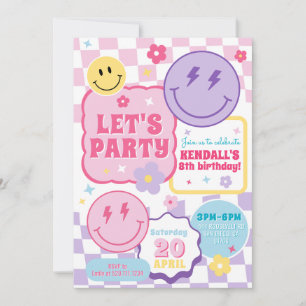 Invitación de cumpleaños colorida con cara sonrien