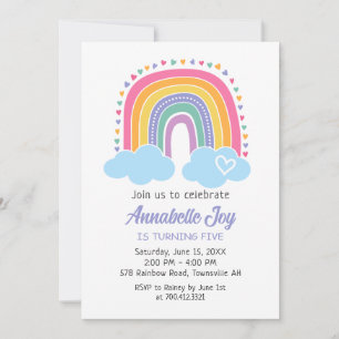 Invitación de cumpleaños con arcoíris y corazones