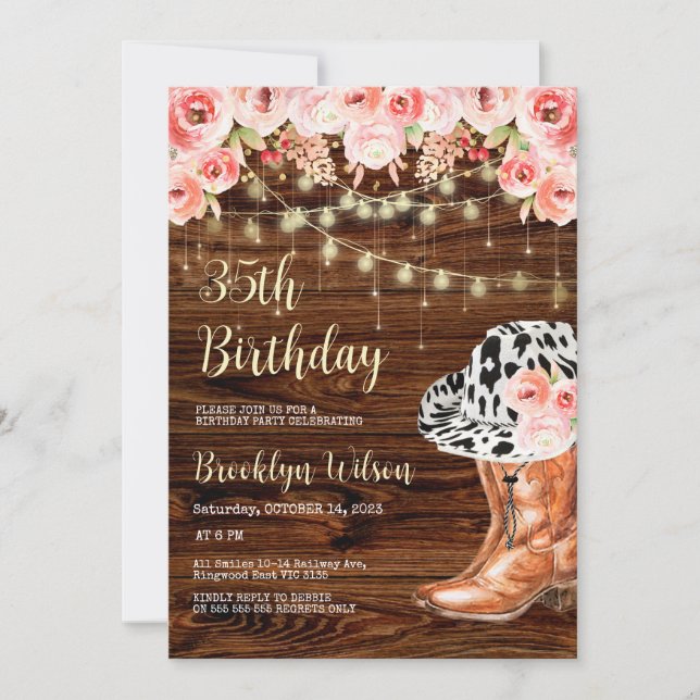 Invitación de cumpleaños con botas y sombrero de v (Anverso)