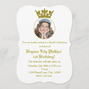 Invitación de Cumpleaños con Corona Real y Brillo