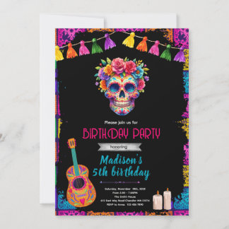 Invitación de cumpleaños con cráneo de azúcar
