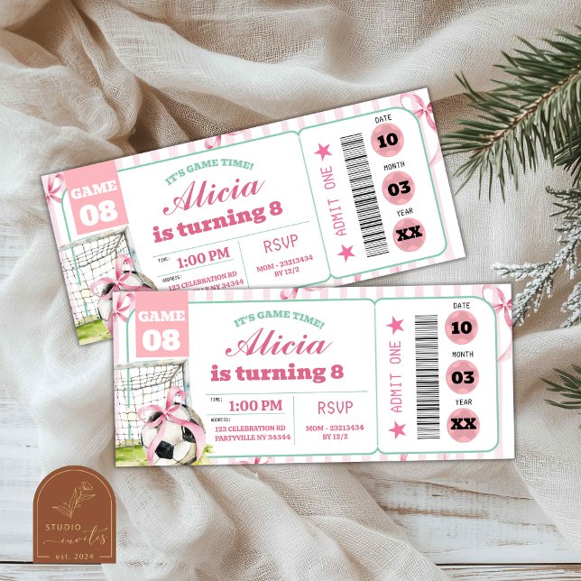 Invitación de cumpleaños con entrada para softball (Subido por el creador)