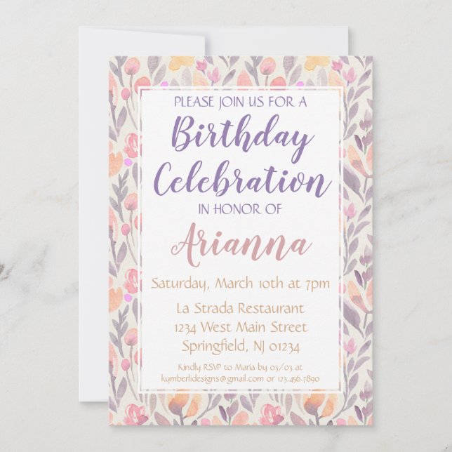 Invitación de cumpleaños con flores rosadas y mora (Anverso)