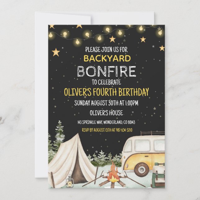 Invitación de cumpleaños con fogata en el patio tr (Anverso)