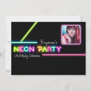 Invitación de cumpleaños con foto de fiesta de NEÓ