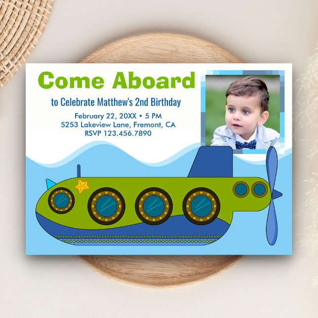 Invitación de cumpleaños con foto de niño y submar (Subido por el creador)