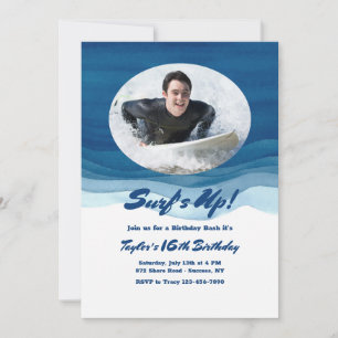 Invitación de cumpleaños con foto de olas azules