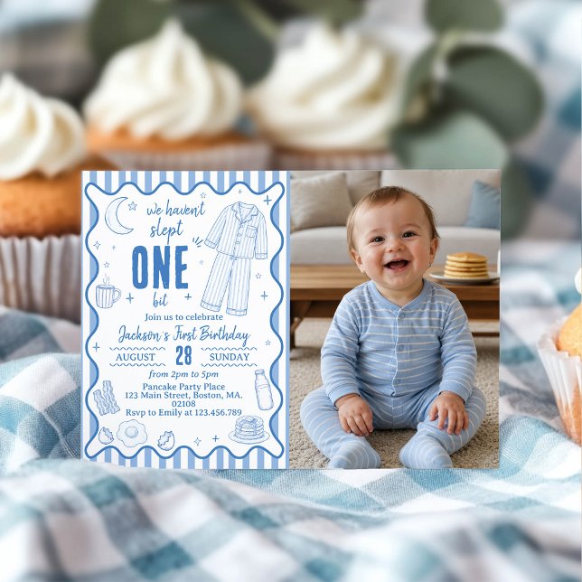 Invitación de cumpleaños con foto No hemos dormido (Subido por el creador)