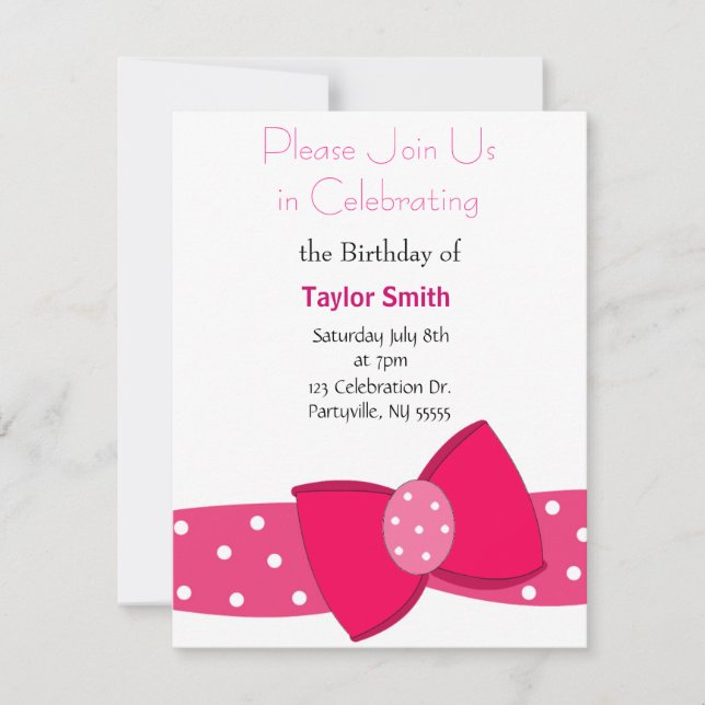 Invitación de cumpleaños con lazo de lunares rosad (Anverso)
