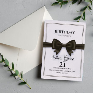 Invitación de cumpleaños con lazo negro elegante