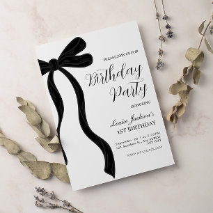 Invitación de cumpleaños con lazo negro para prime