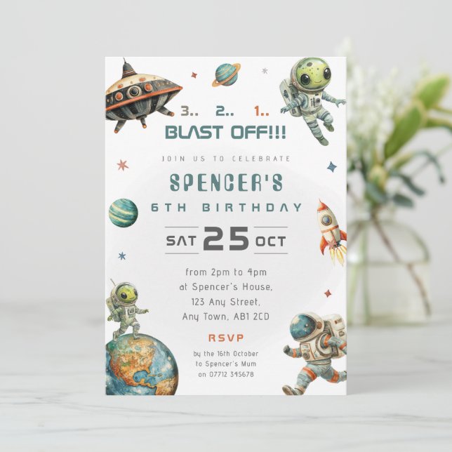 Invitación de cumpleaños con tema de alienígena de (Anverso de pie)