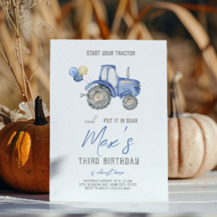 Invitación de cumpleaños con tema de tractor azul