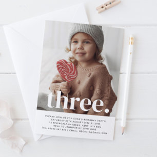 Invitación de cumpleaños con tres fotos