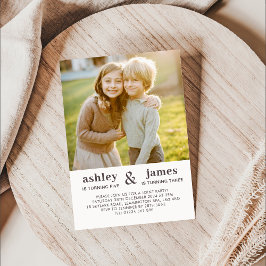 Invitación de cumpleaños conjunta de la foto