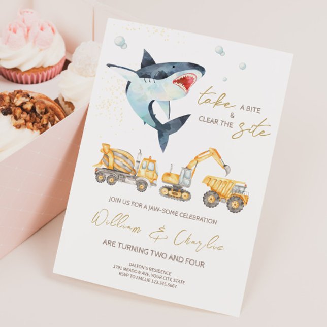 Invitación de cumpleaños conjunta de tiburones de  (Subido por el creador)