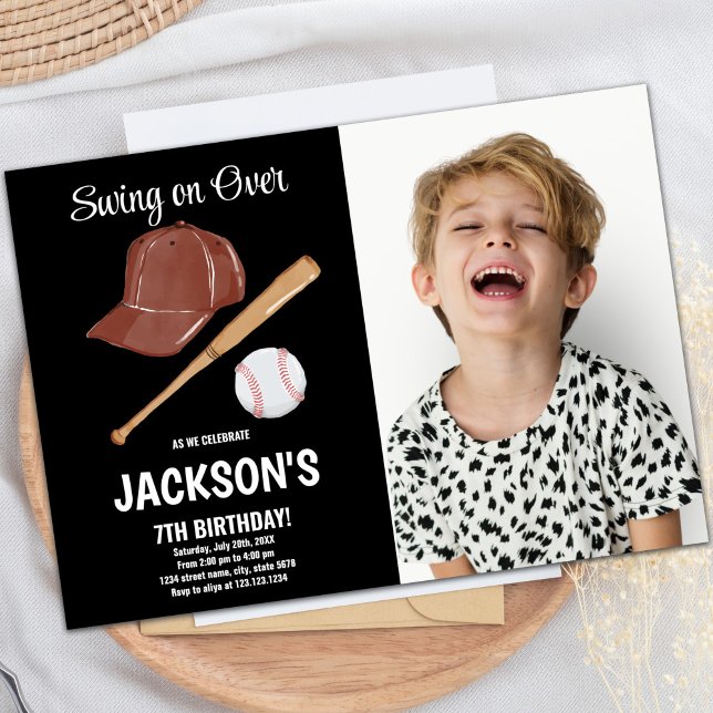 Invitación de cumpleaños de Baseballs con negro (Baseballs Birthday Invitations with black w photo)