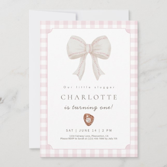 Invitación de cumpleaños de béisbol rosa con lazo  (Anverso)