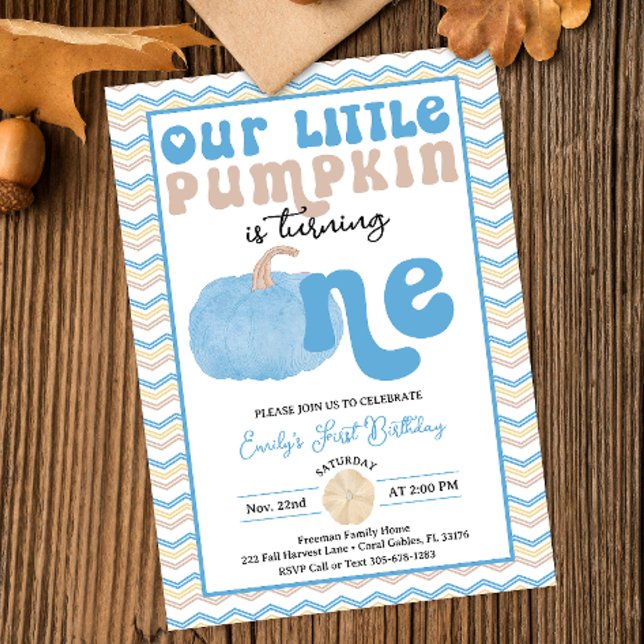 Invitación de cumpleaños de calabaza azul retro (Retro Typography Blue Pumpkin Our Little Pumpkin Birthday Invitation)