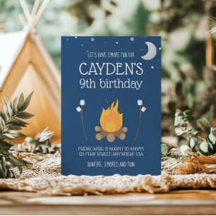 Invitación de cumpleaños de camping y S'mores