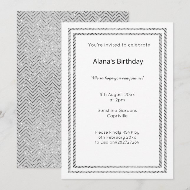 INVITACIÓN DE CUMPLEAÑOS DE CHEVRON DE PLATA GRIS  (Anverso / Reverso)