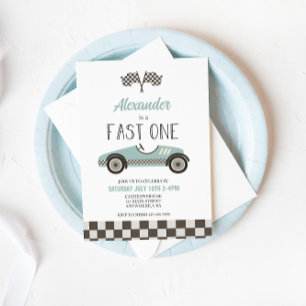 Invitación de cumpleaños de coche de carreras azul