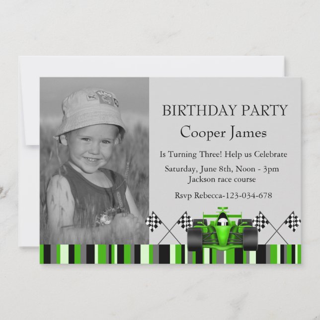 Invitación de cumpleaños de coche de carreras verd (Anverso)